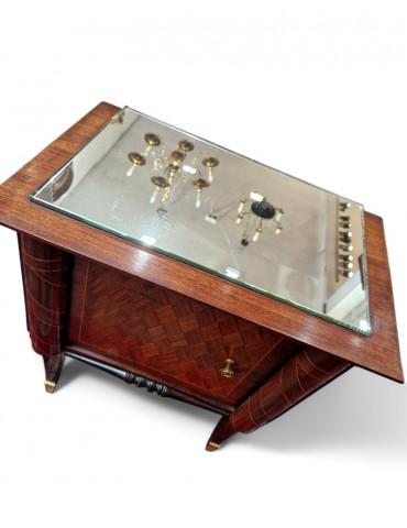 Paire de chevets style Art...