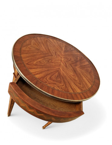 Guéridon style Louis XVI...